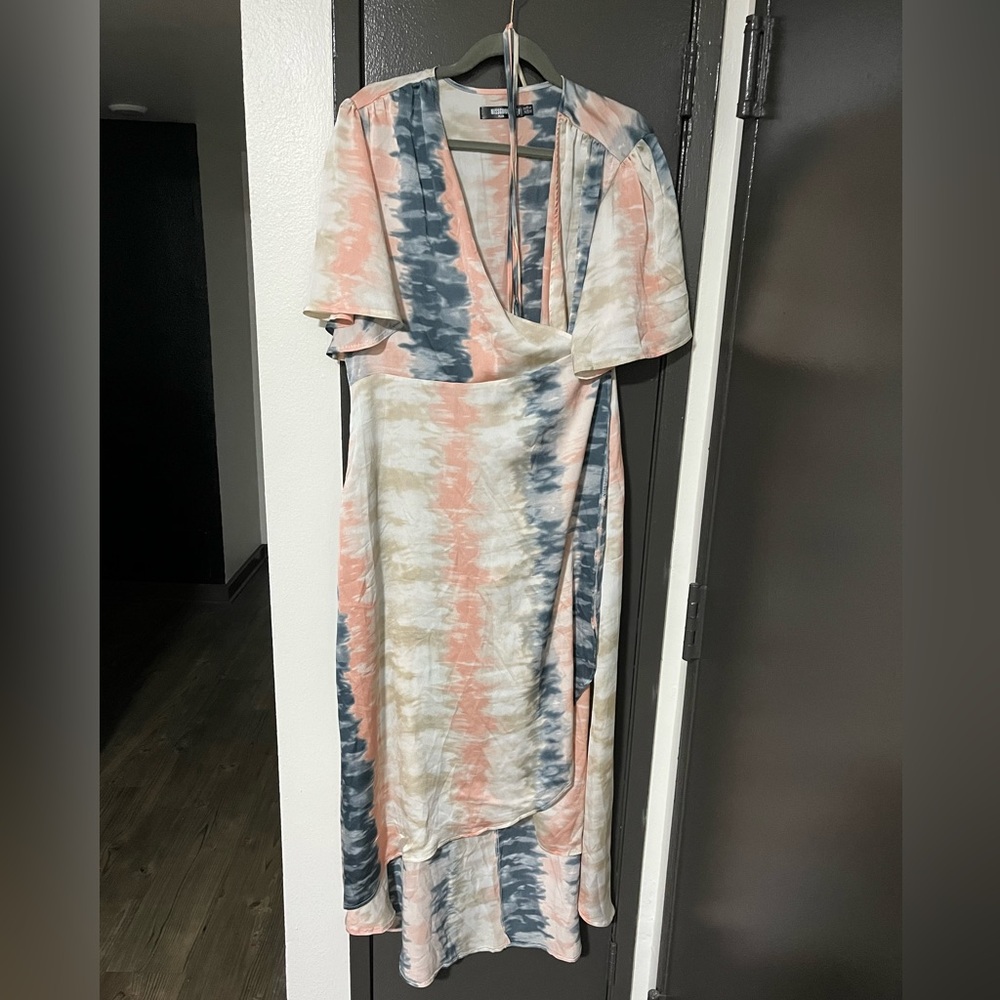 Missguided wraparound dress - US women’s 16